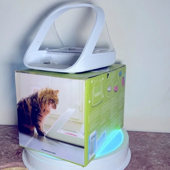 SUREFEED Microchip Pet Feeder Automatic Pet Feeder Wet Dry Food Sure Feed MPF001 - Picture 1 of 17